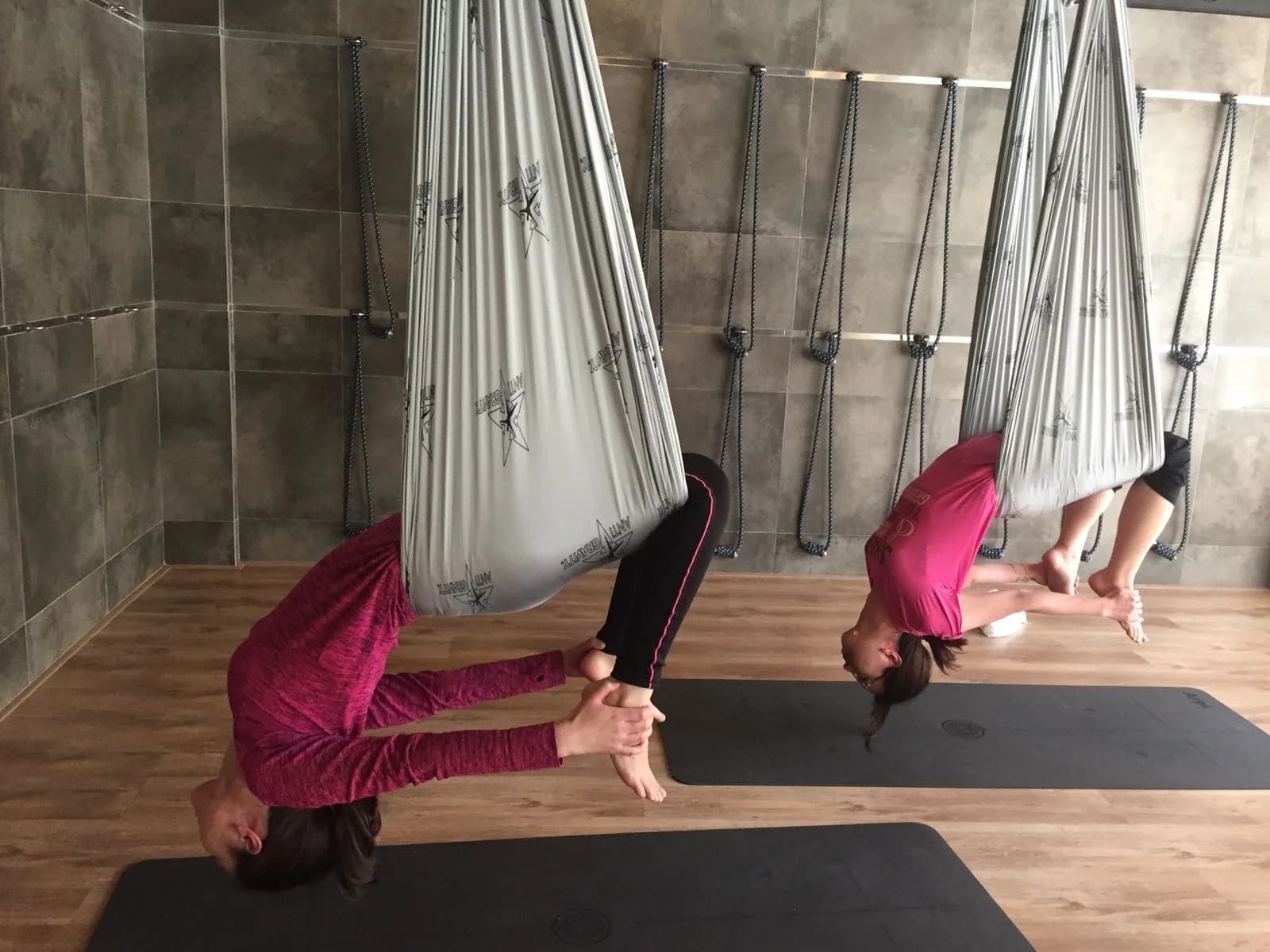 AntiGravity® Stretch & Strength